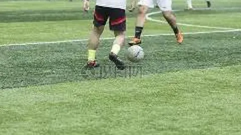 CBA半决赛激战正酣：辽粤巅峰对决“拼”至第三场