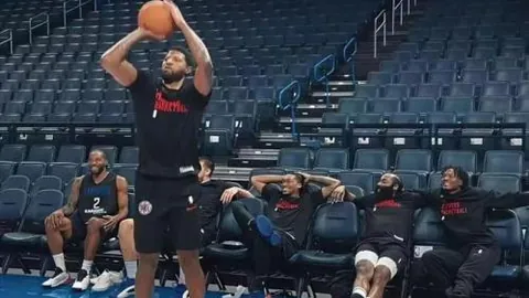 【独家揭秘】曼联备战非洲杯：姆伯莫领衔，全新433阵型训练曝光！